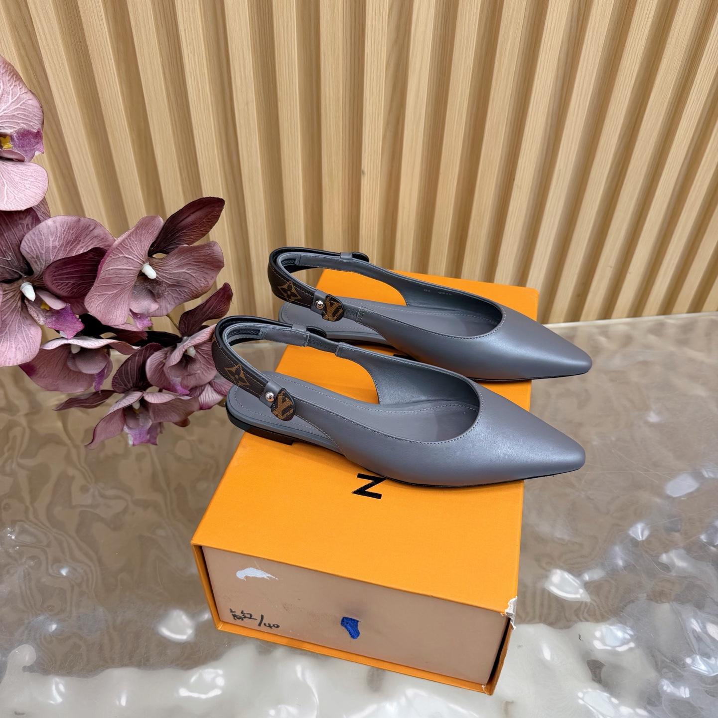 Women's high heels